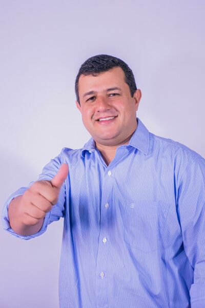 Imagem da notícia O mais votado: saiba mais sobre Fernando Barbosa, vereador que teve mais de mil votos em Costa Rica